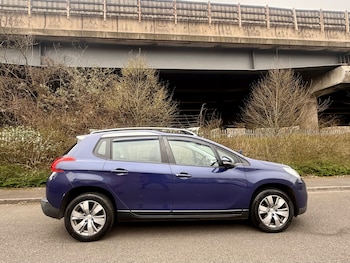 Used Peugeot 2008 2015 for sale - 76006138: Photo