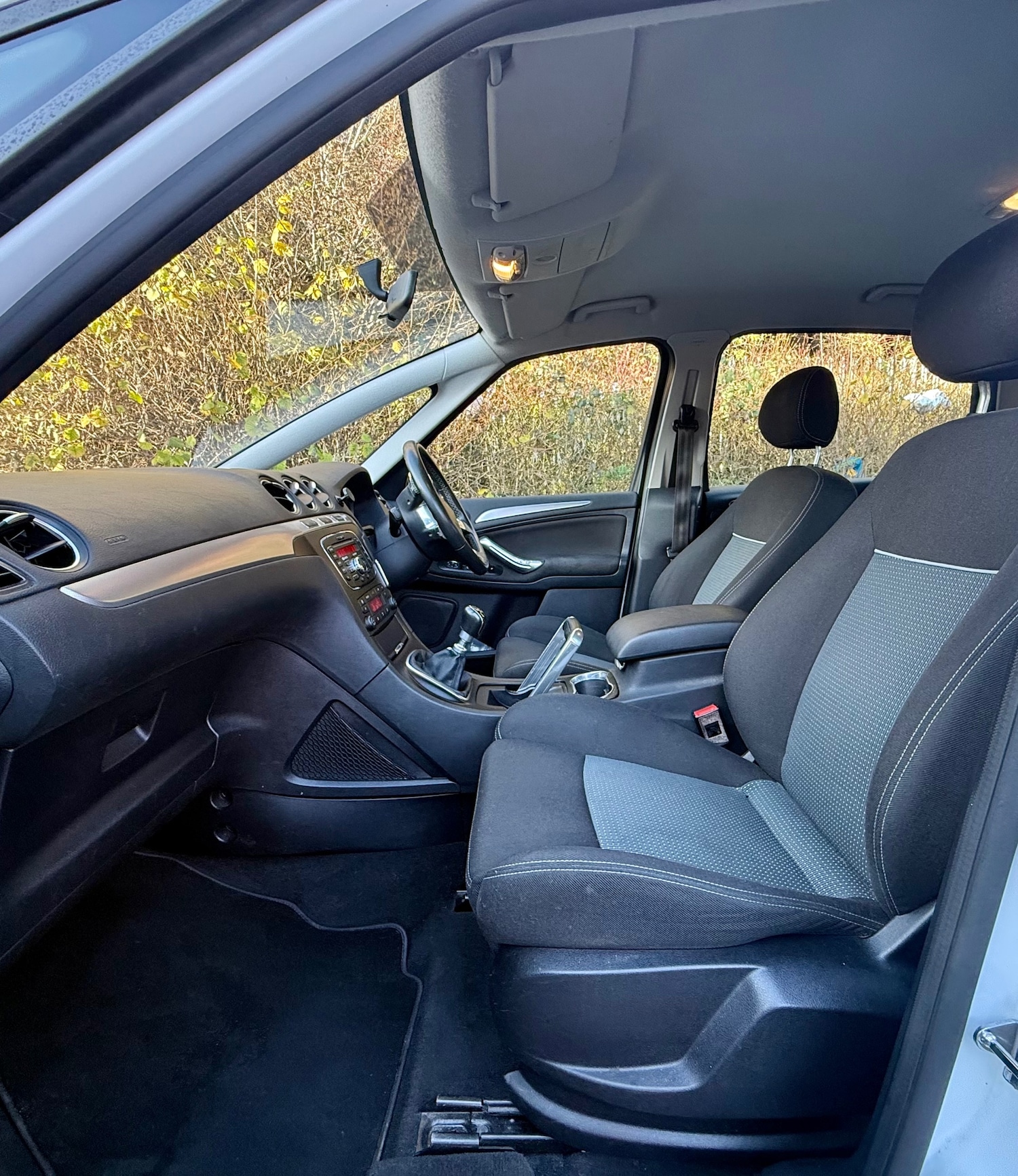 Used Ford S-Max 2013 for sale - 76797221: Photo 11