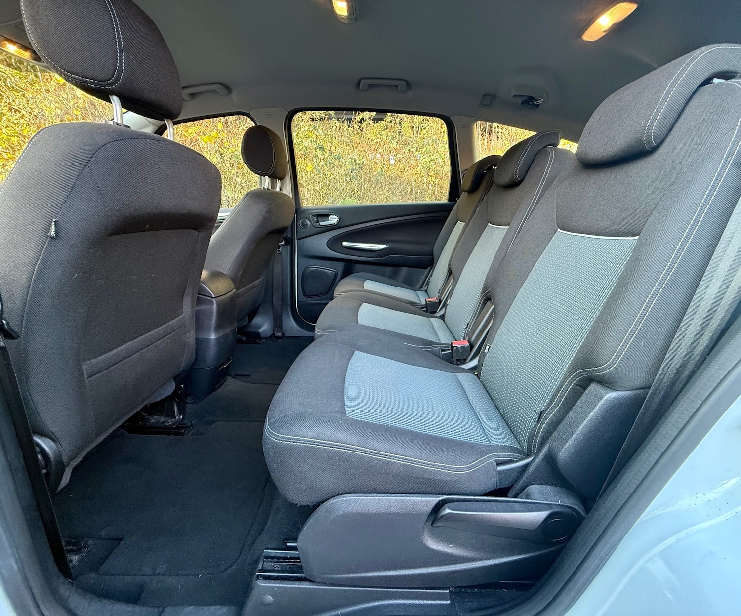 Used Ford S-Max 2013 for sale - 76797221: Photo 14