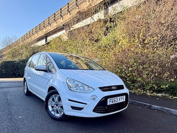 2013 (63) - 2.0 TDCi 140 Zetec 5dr