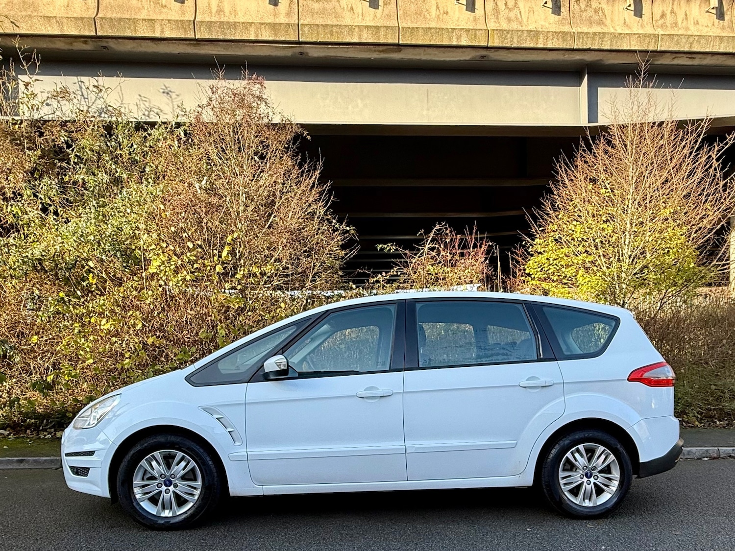 Used Ford S-Max 2013 for sale - 76797221: Photo 6