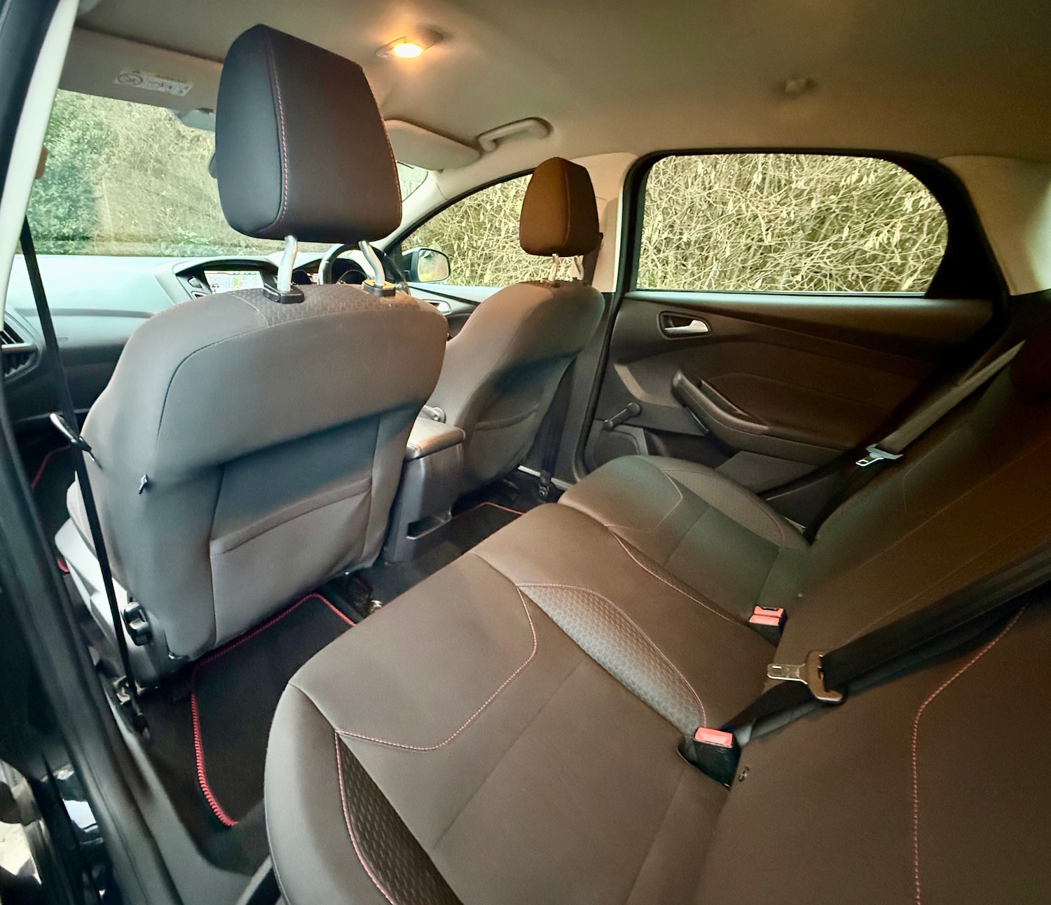 Used Ford Focus 2015 for sale - 76908137: Photo 14