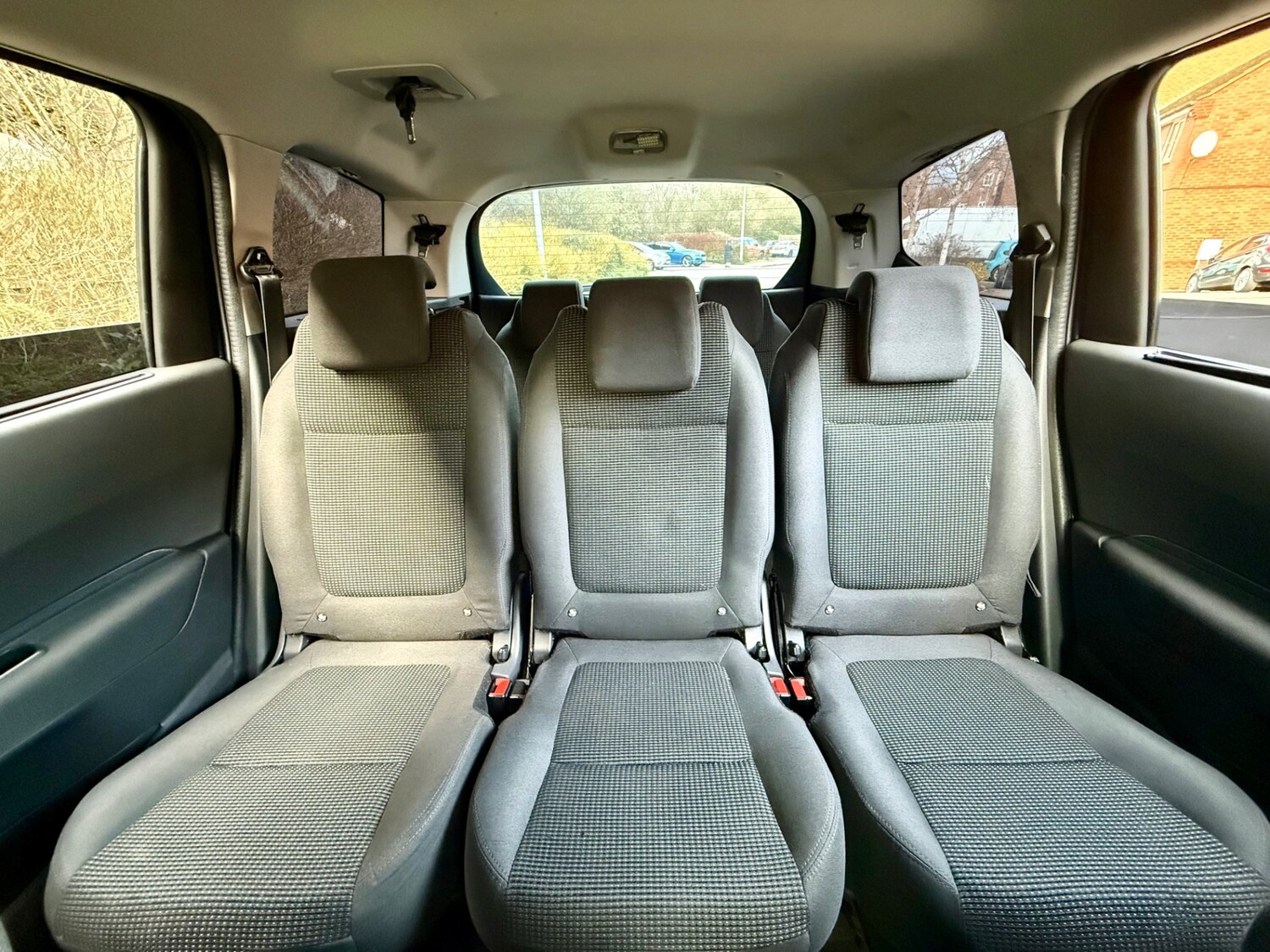 Used Peugeot 5008 2015 for sale - 77819478: Photo 16