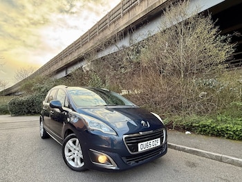 Used Peugeot 5008 2015 for sale - 77819478: Photo