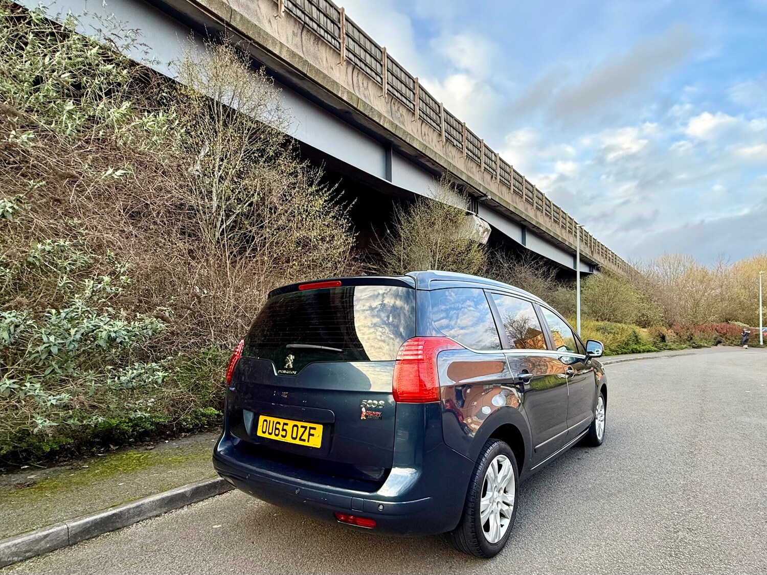 Used Peugeot 5008 2015 for sale - 77819478: Photo 3