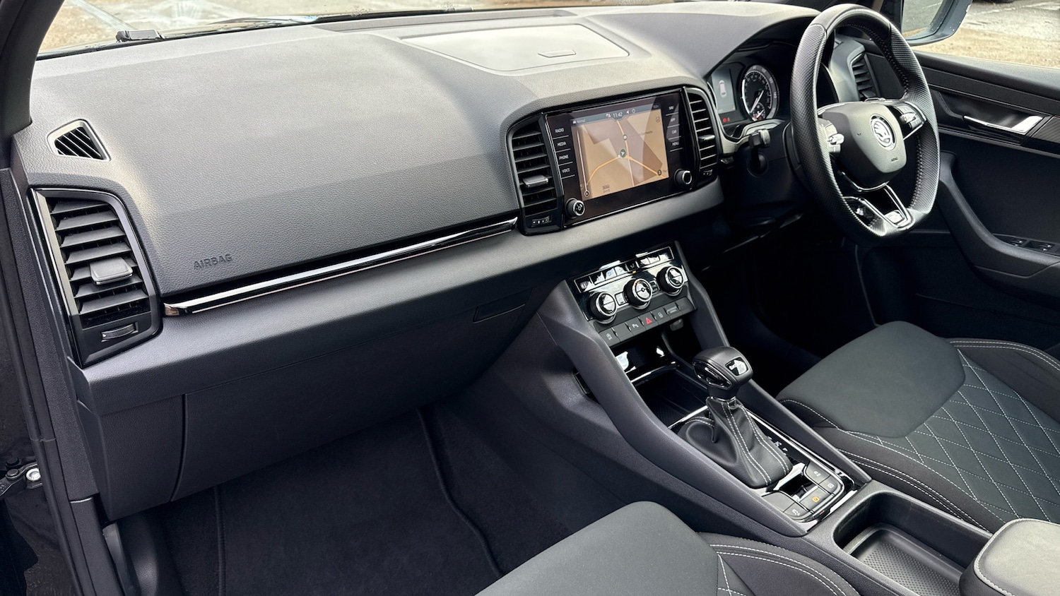 Used Skoda Karoq 2022 for sale - 76864123: Photo 10