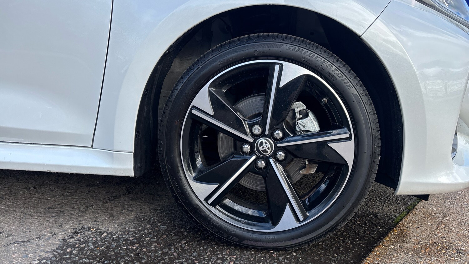 Used Toyota Yaris 2024 for sale - 77494641: Photo 20