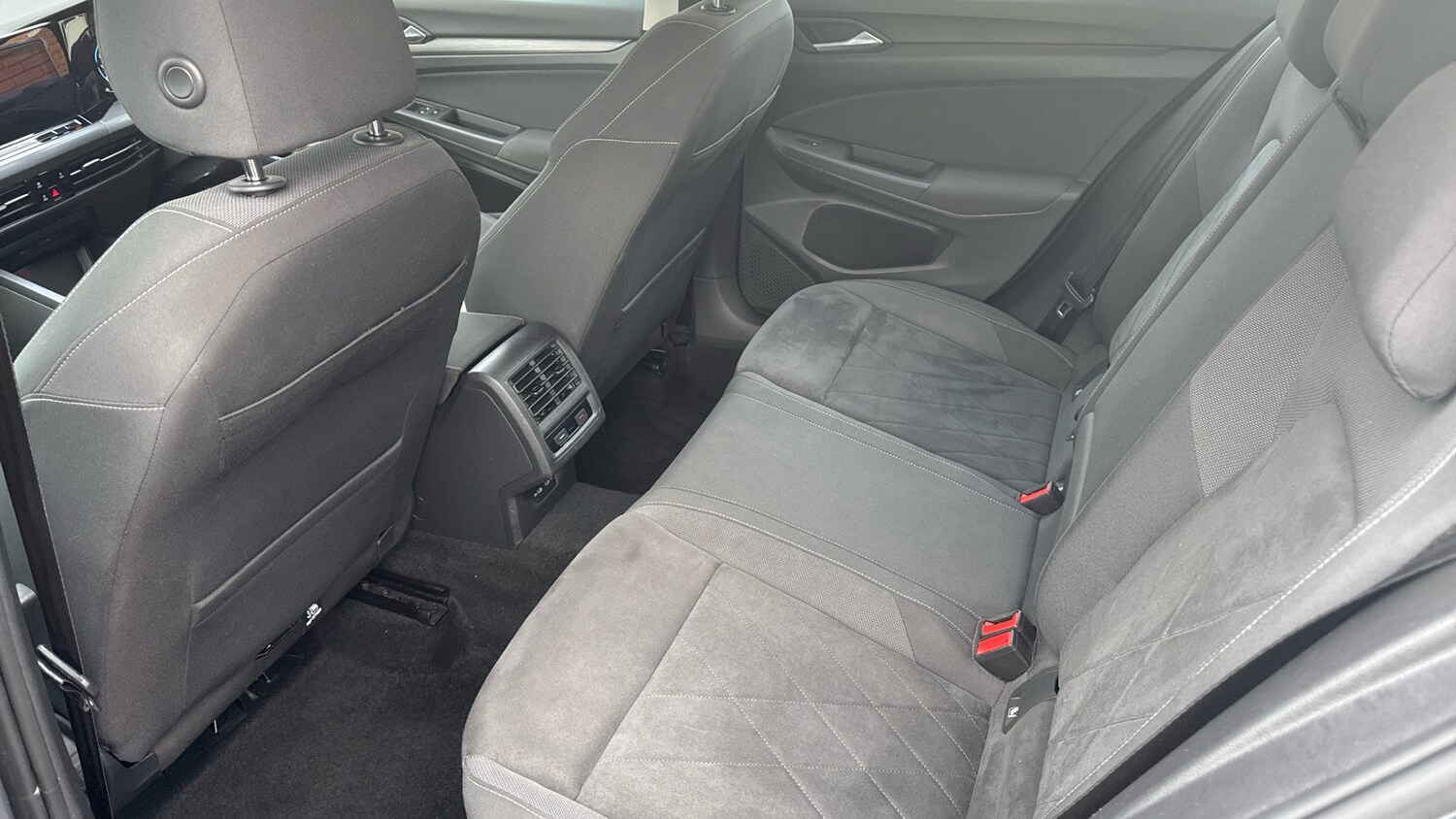 Used Volkswagen Golf 2021 for sale - 76821542: Photo 14