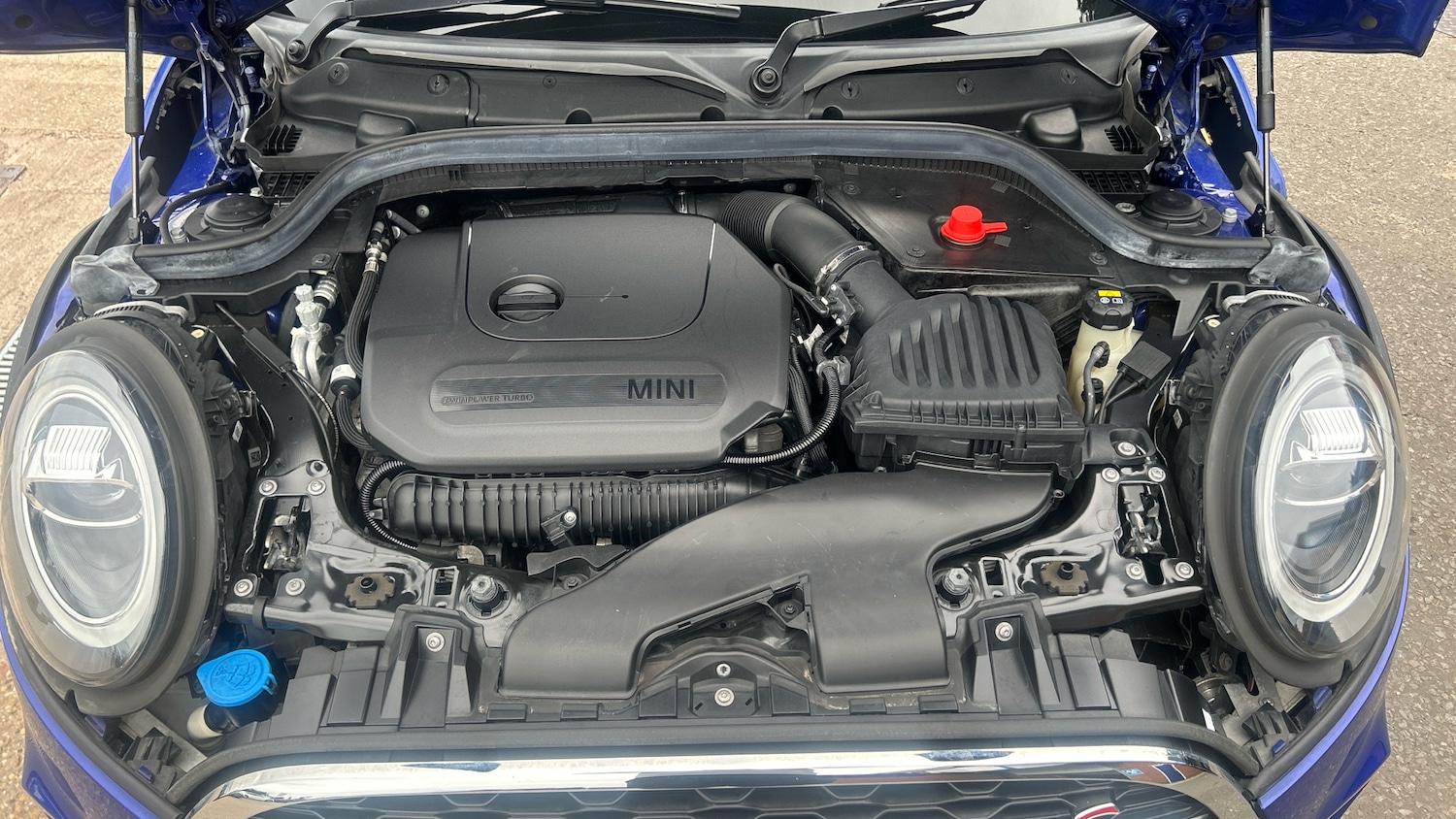 Vehicle 21