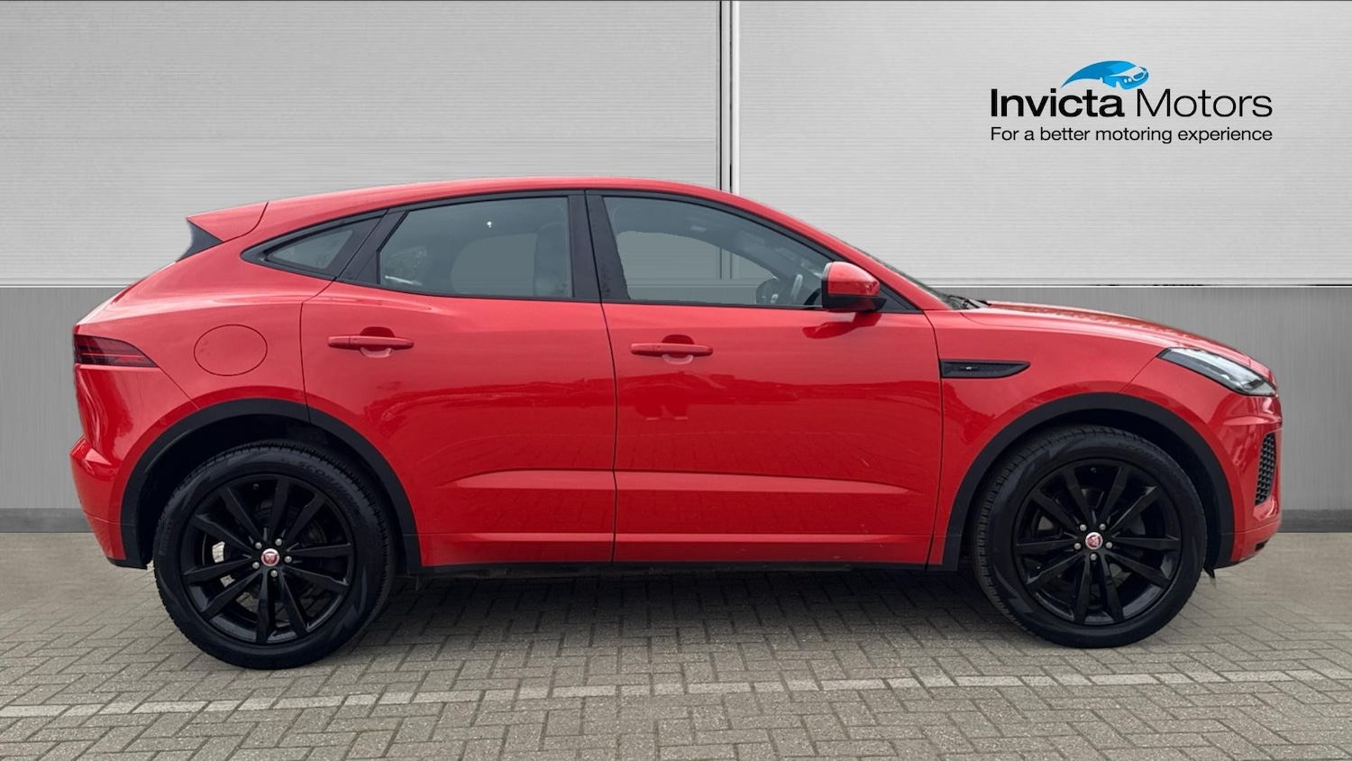 Used Jaguar E-Pace 2020 for sale - 77465914: Photo 2