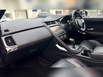 Used Jaguar E-Pace 2020 for sale - 77465914: Photo