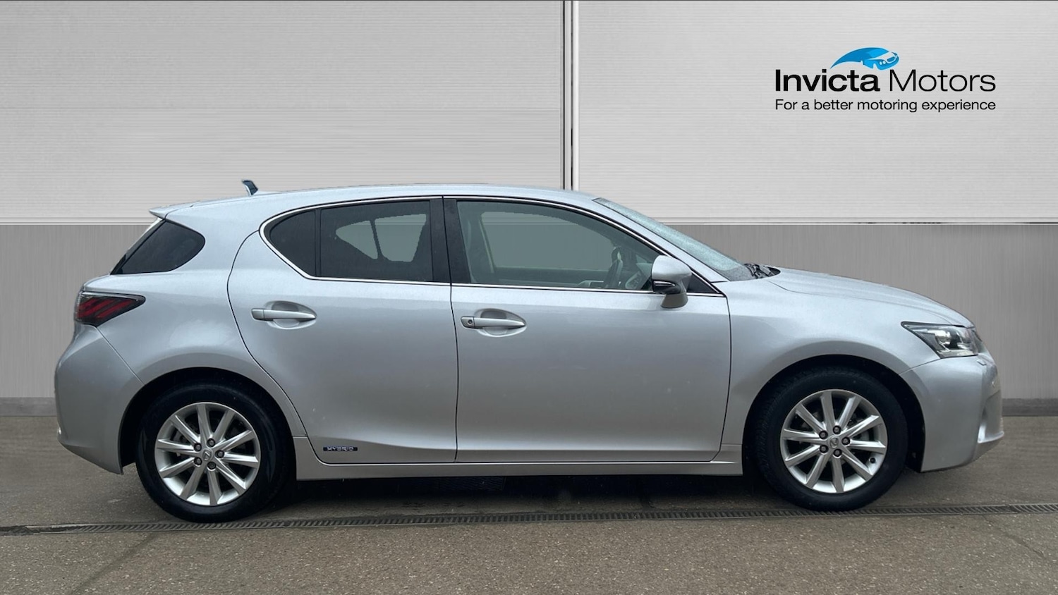 Used Lexus CT 2012 for sale - 76687031: Photo 2