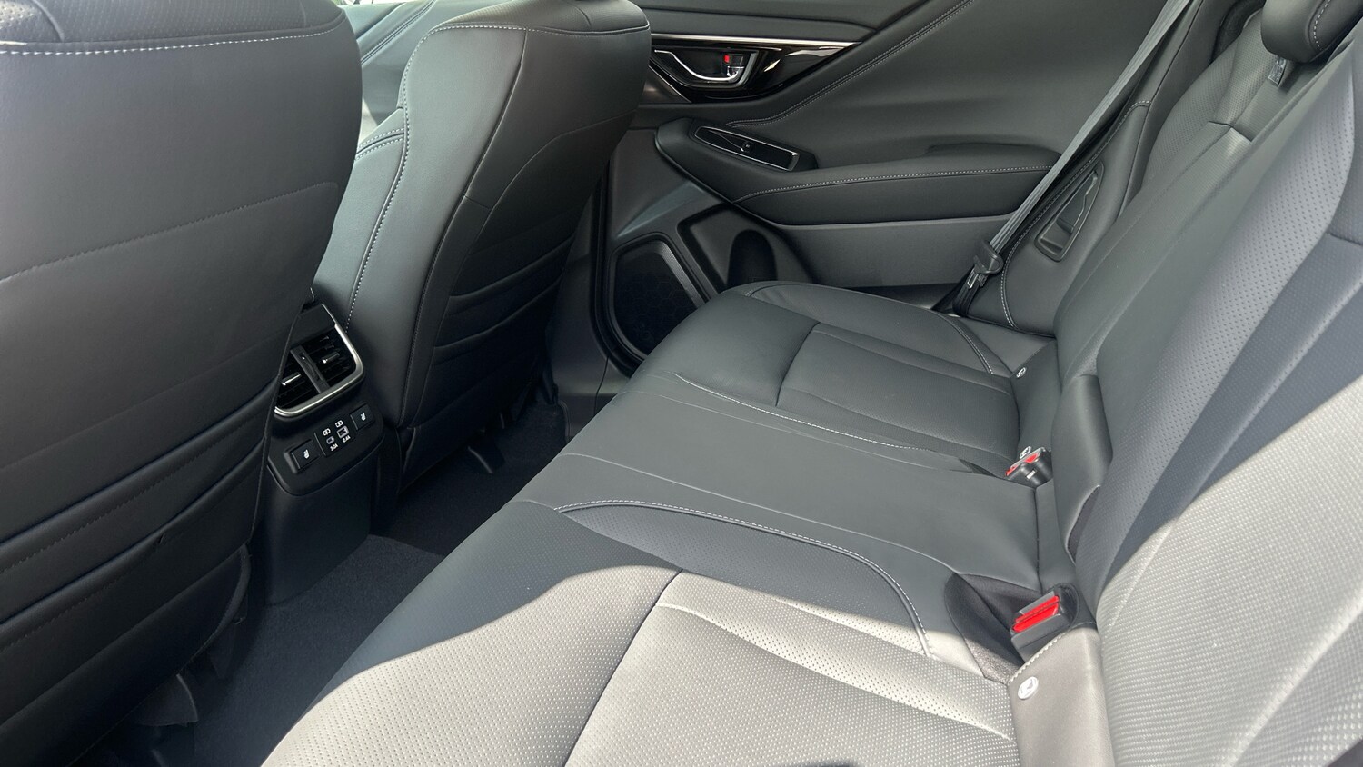 Used Subaru Outback for sale - 76281303: Photo 14