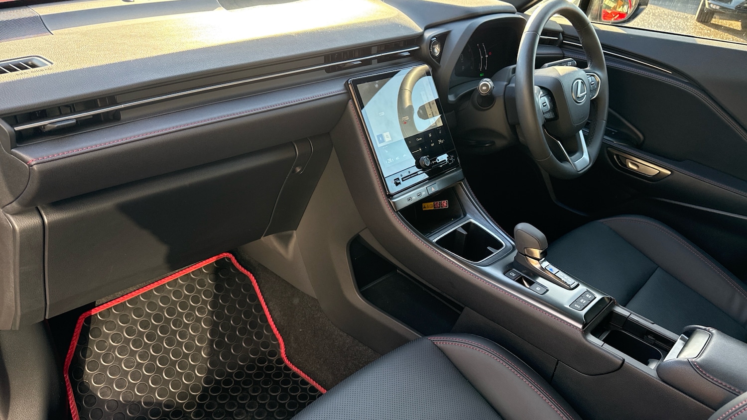 Used Lexus LBX 2024 for sale - 77118363: Photo 10
