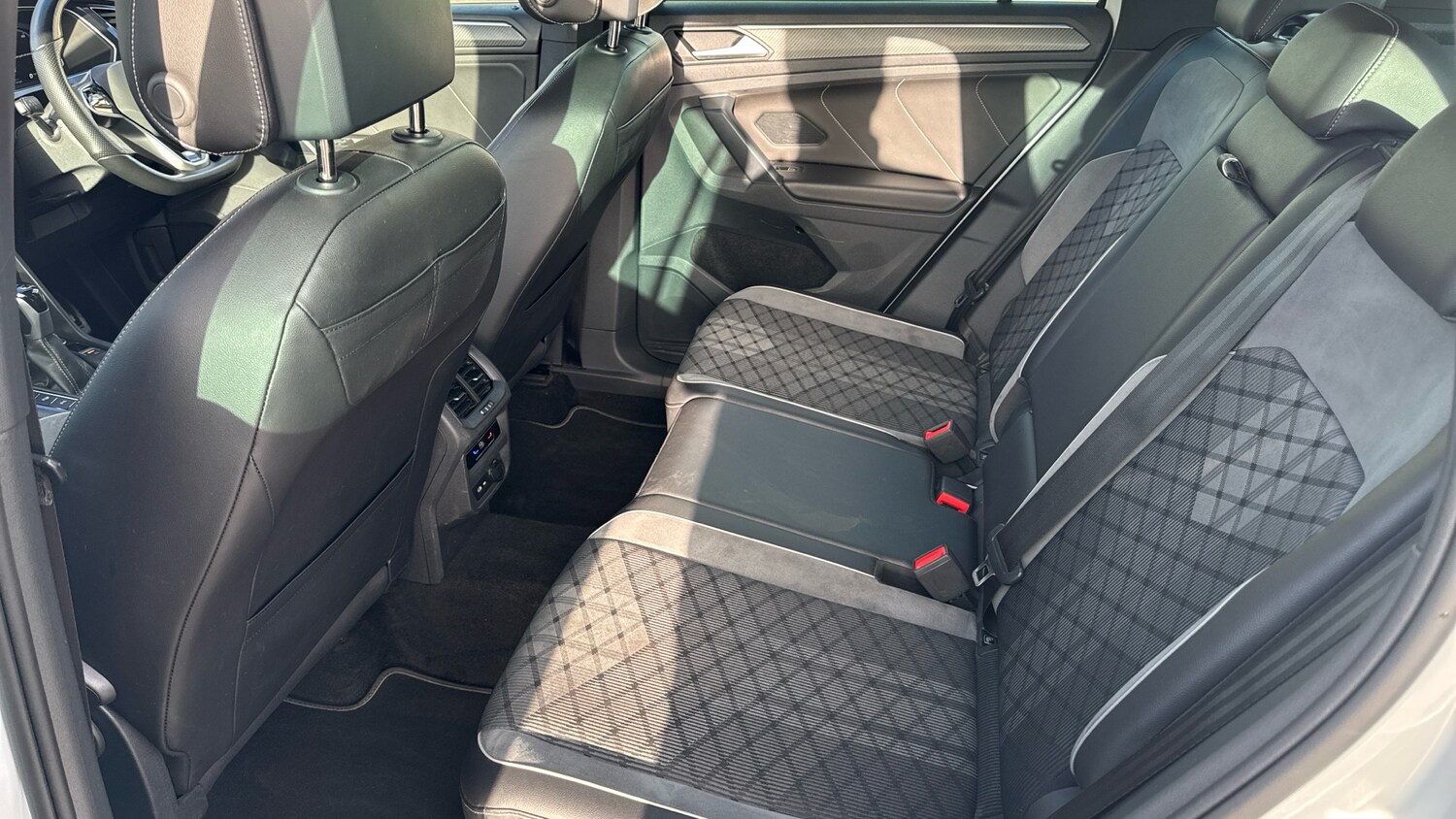 Used Volkswagen Tiguan 2022 for sale - 76770136: Photo 14