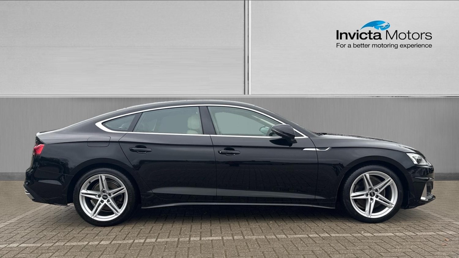 Used Audi A5 2022 for sale - 77494608: Photo 2