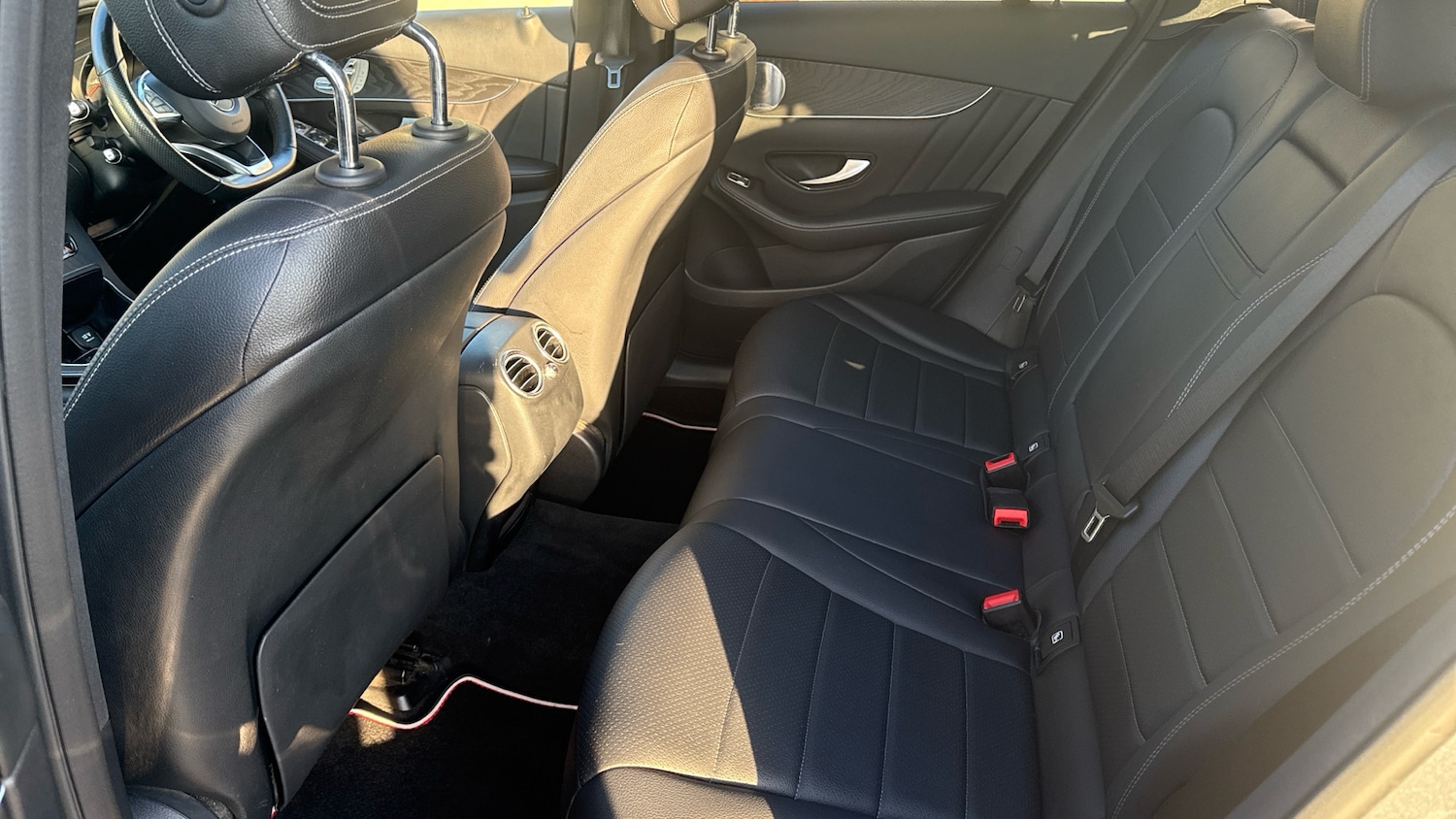 Used Mercedes-Benz GLC 2019 for sale - 77038819: Photo 14