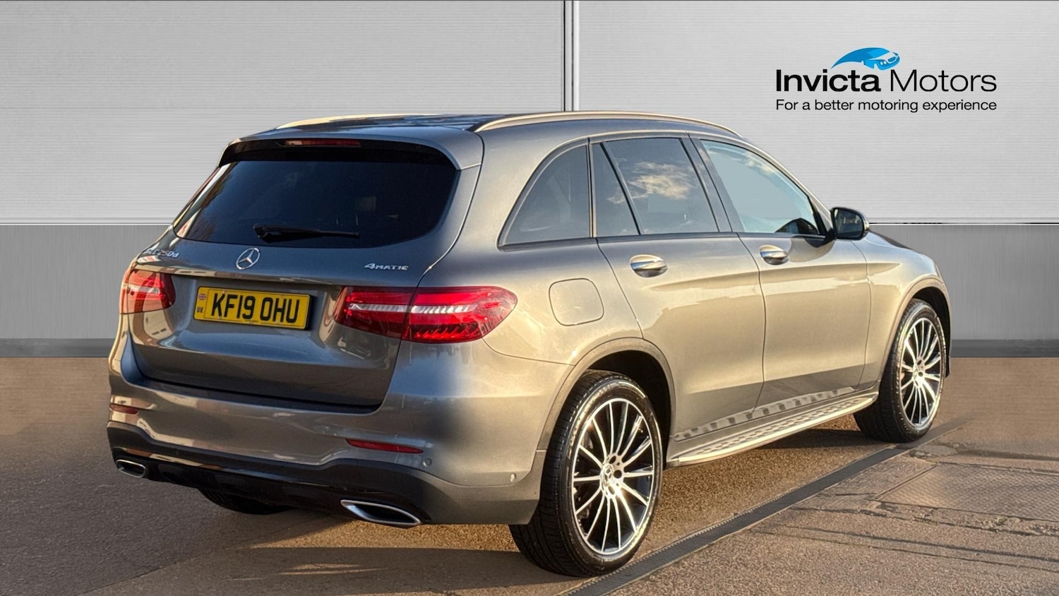 Used Mercedes-Benz GLC 2019 for sale - 77038819: Photo 3