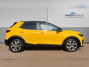 Used Kia Stonic 2023 for sale - 79410402: Photo