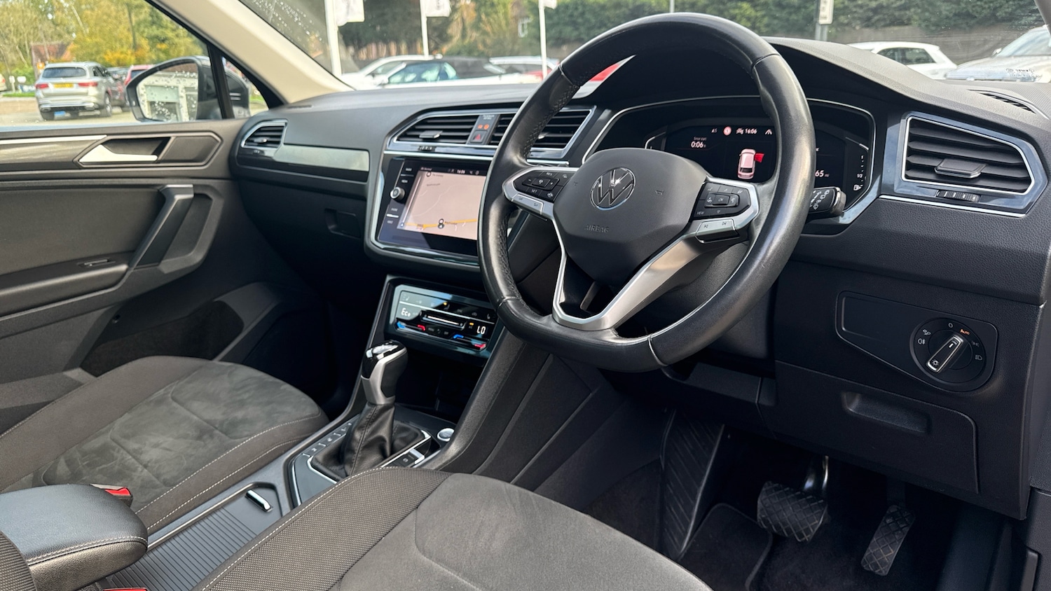 Used Volkswagen Tiguan 2023 for sale - 77465911: Photo 9