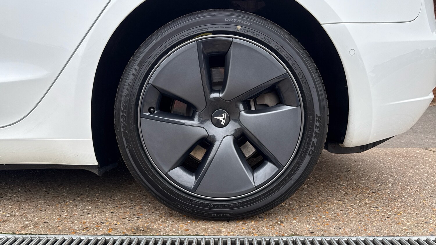 Used Tesla Model 3 2021 for sale - 76896873: Photo 15