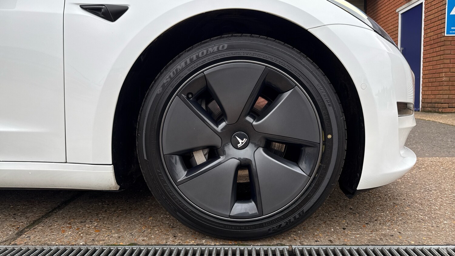 Used Tesla Model 3 2021 for sale - 76896873: Photo 17