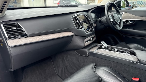 Used Volvo XC90 2021 for sale - 76305213: Photo 10