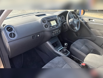 Used Volkswagen Tiguan 2014 for sale - 76257909: Photo 3