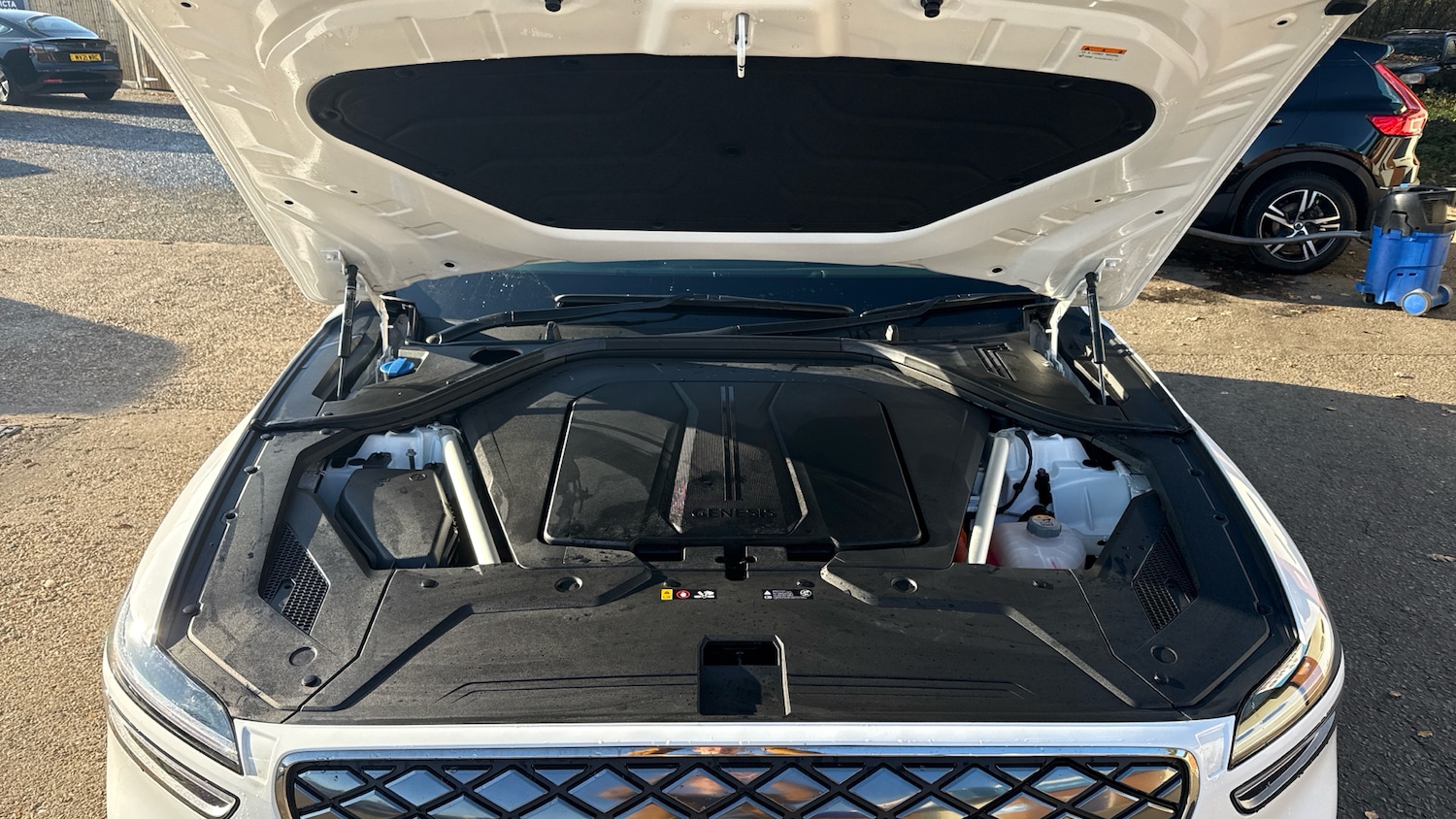 Used Genesis GV70 2023 for sale - 76643227: Photo 16