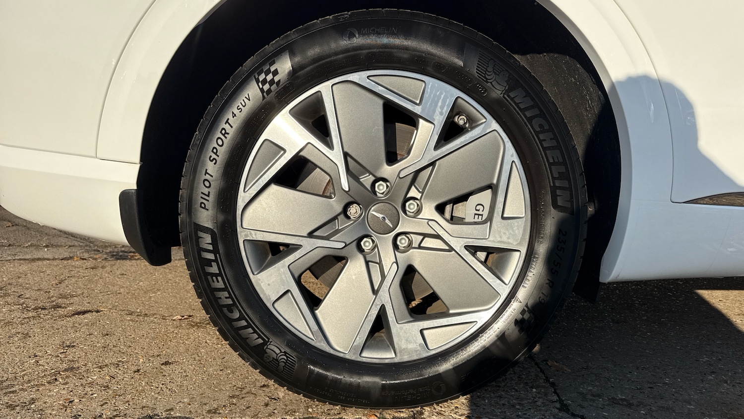 Used Genesis GV70 2023 for sale - 76643227: Photo 19