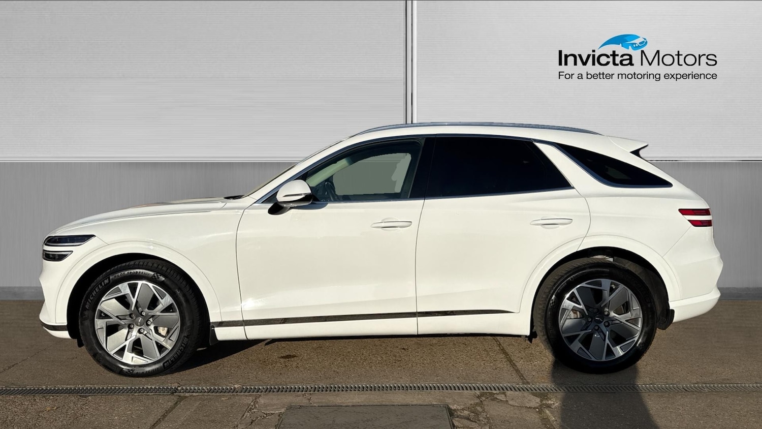 Used Genesis GV70 2023 for sale - 76643227: Photo 6