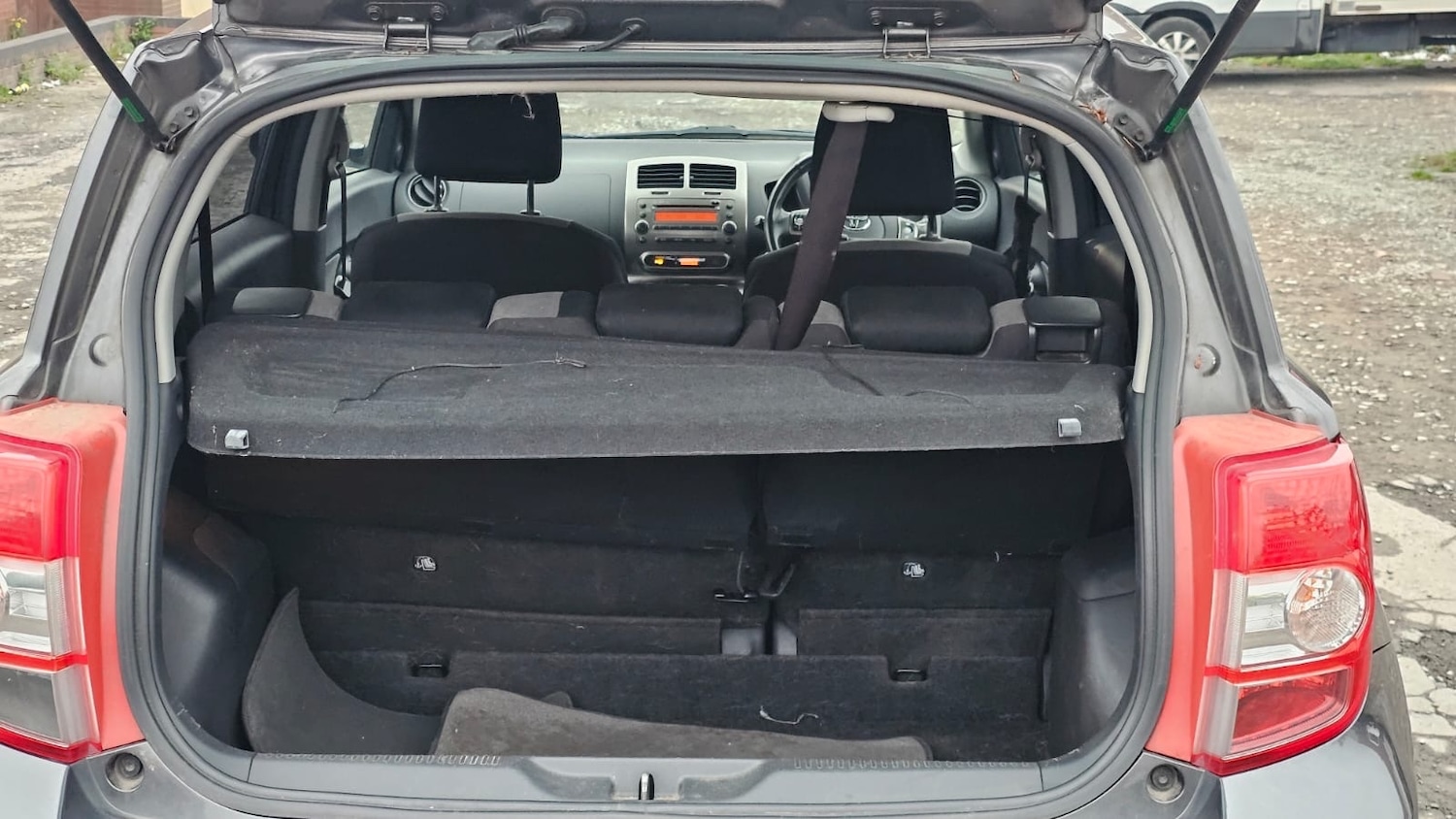 Used Toyota Urbancruiser 2011 for sale - 76268192: Photo 11