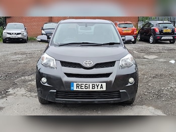 Used Toyota Urbancruiser 2011 for sale - 76268192: Photo