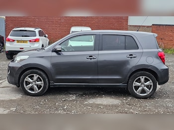 Used Toyota Urbancruiser 2011 for sale - 76268192: Photo