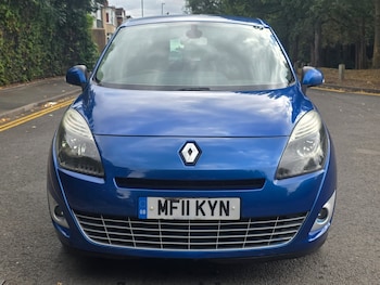 Used Renault Grand Scenic 2011 for sale - 75982628: Photo