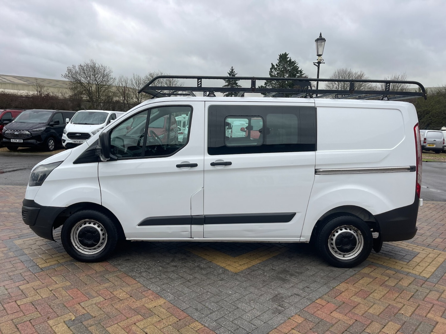 Used Ford Transit Custom 2017 for sale - 76901333: Photo 9