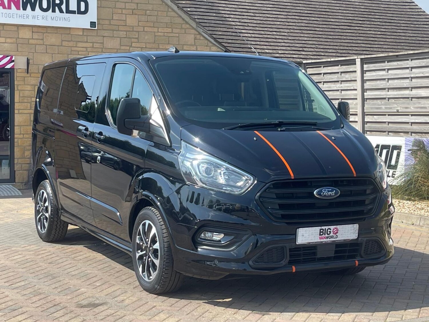 Used Ford Transit Custom 2020 for sale - 76868299: Photo 4