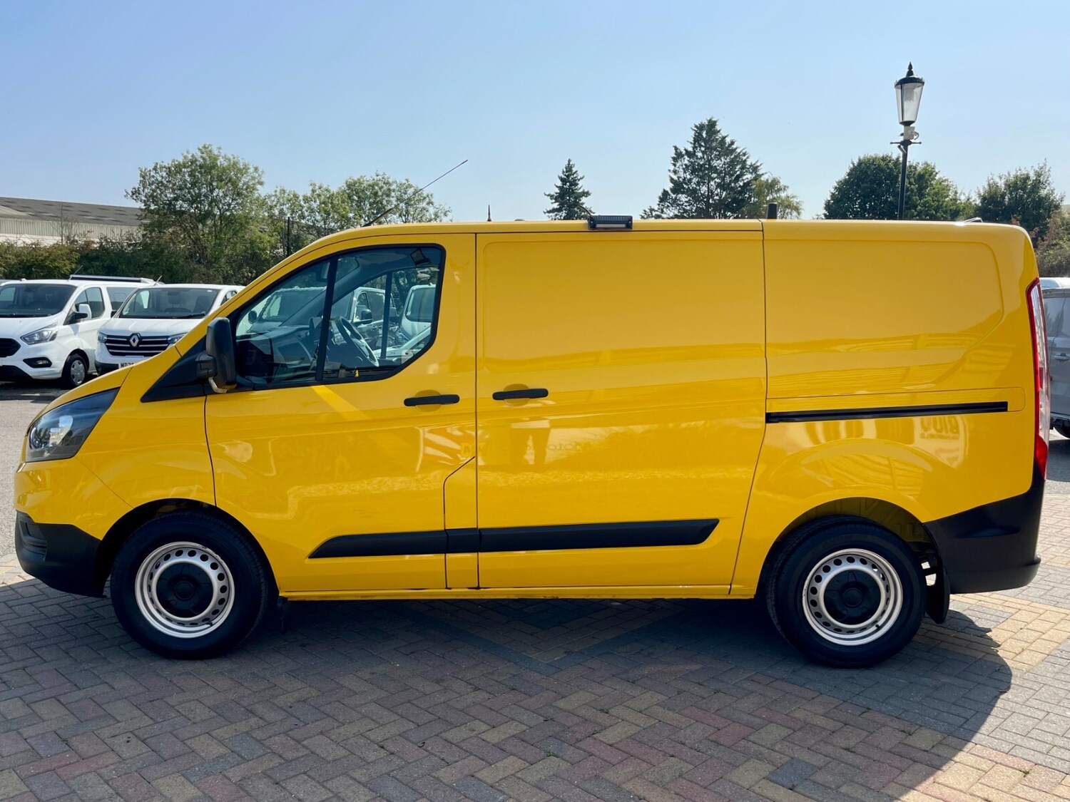 Used Ford Transit Custom 2022 for sale - 76868879: Photo 10