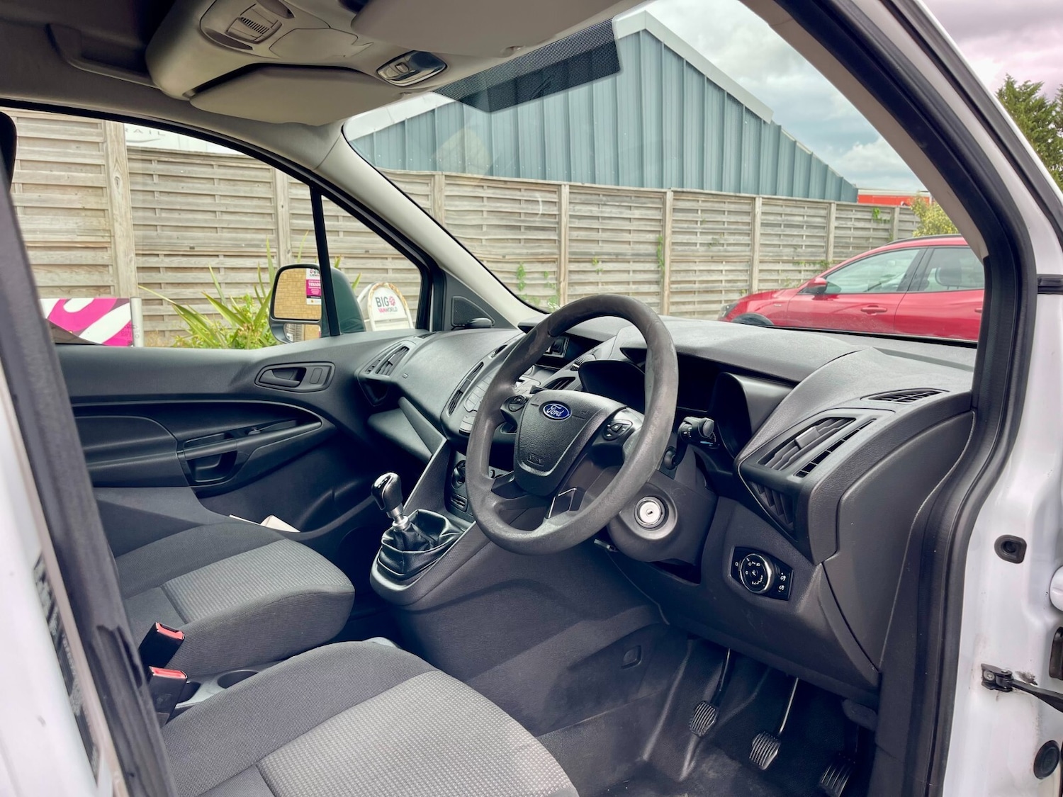 Used Ford Transit Connect 2016 for sale - 76868434: Photo 18