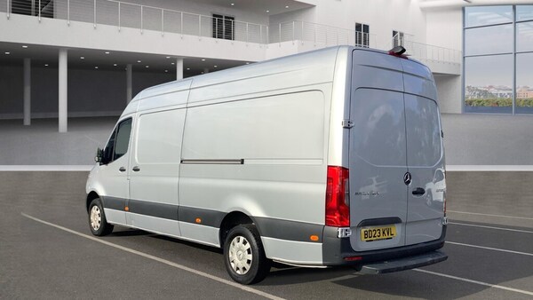 Used Mercedes-Benz Sprinter 2023 for sale - 76154728: Photo 4