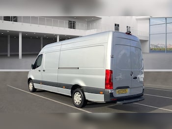 Used Mercedes-Benz Sprinter 2023 for sale - 76154728: Photo 4