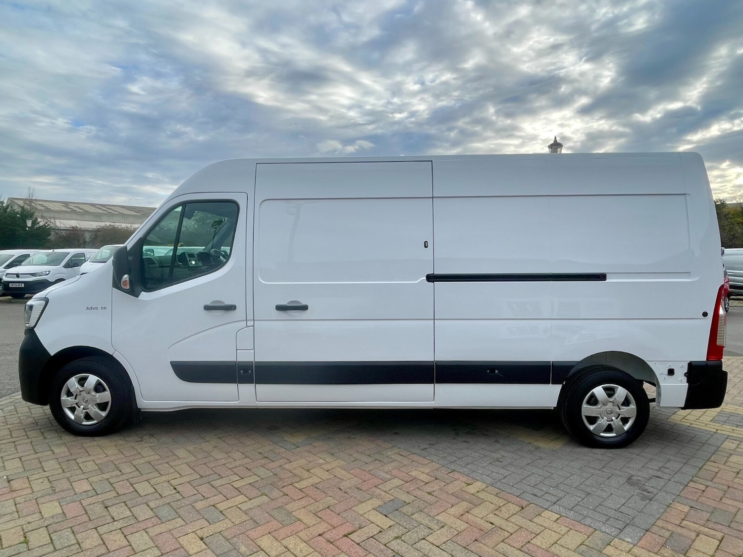 Used Renault Master 2023 for sale - 76868598: Photo 9