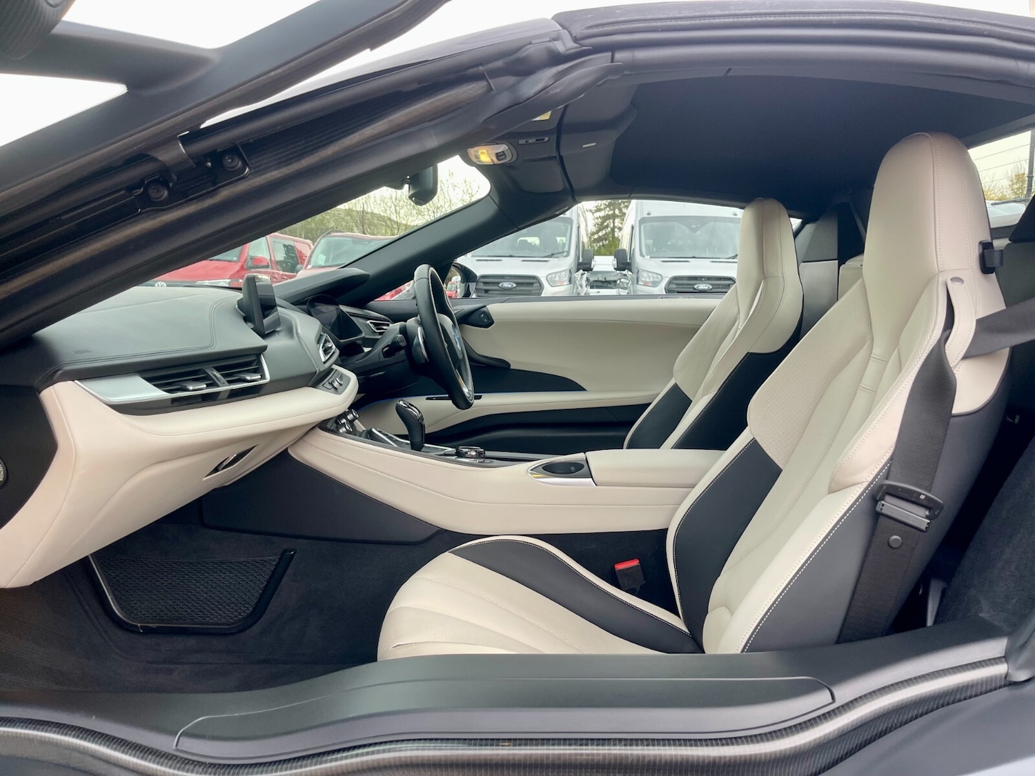 Used BMW i8 2019 for sale - 76873300: Photo 16