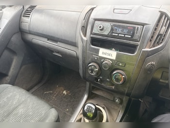 Used Isuzu D-Max 2019 for sale - 75584263: Photo