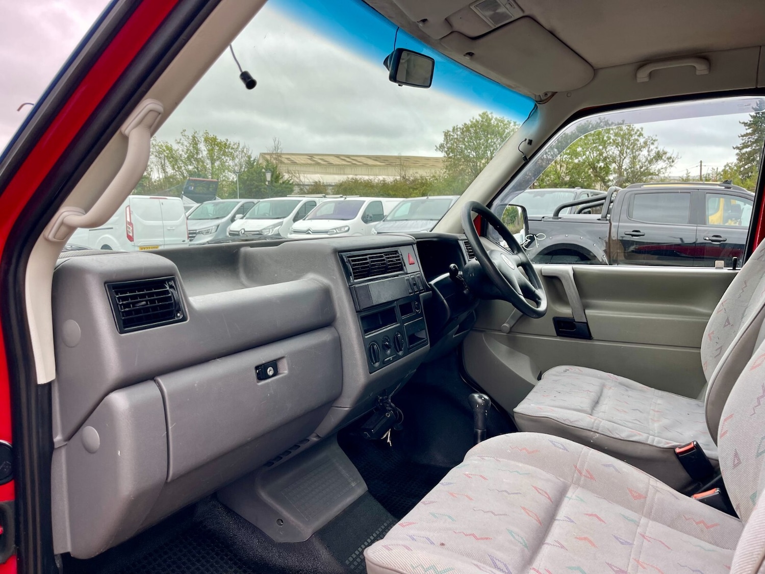 Used Volkswagen Transporter 2002 for sale - 76870768: Photo 15