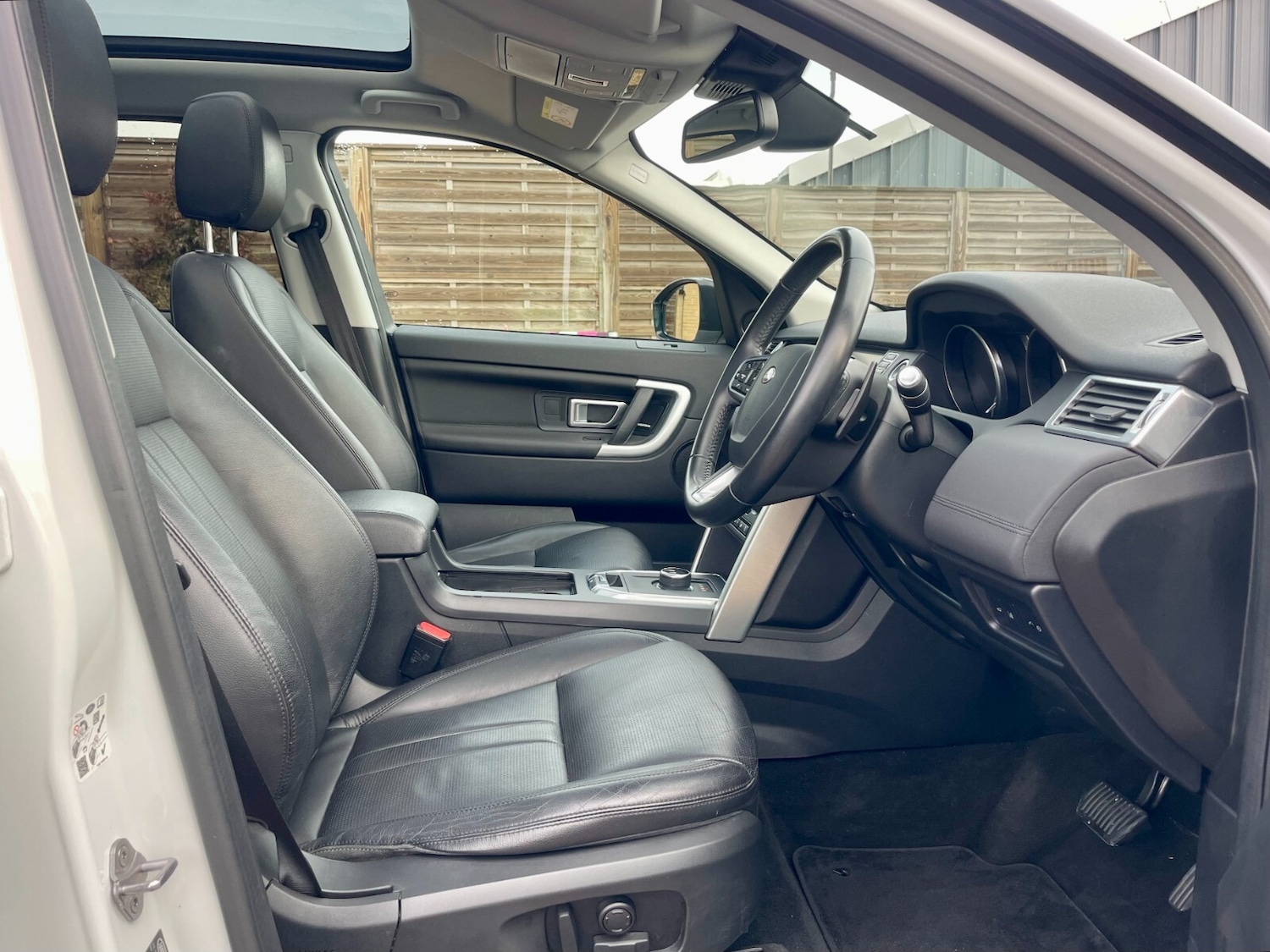 Used Land Rover Discovery Sport 2018 for sale - 76872069: Photo 14