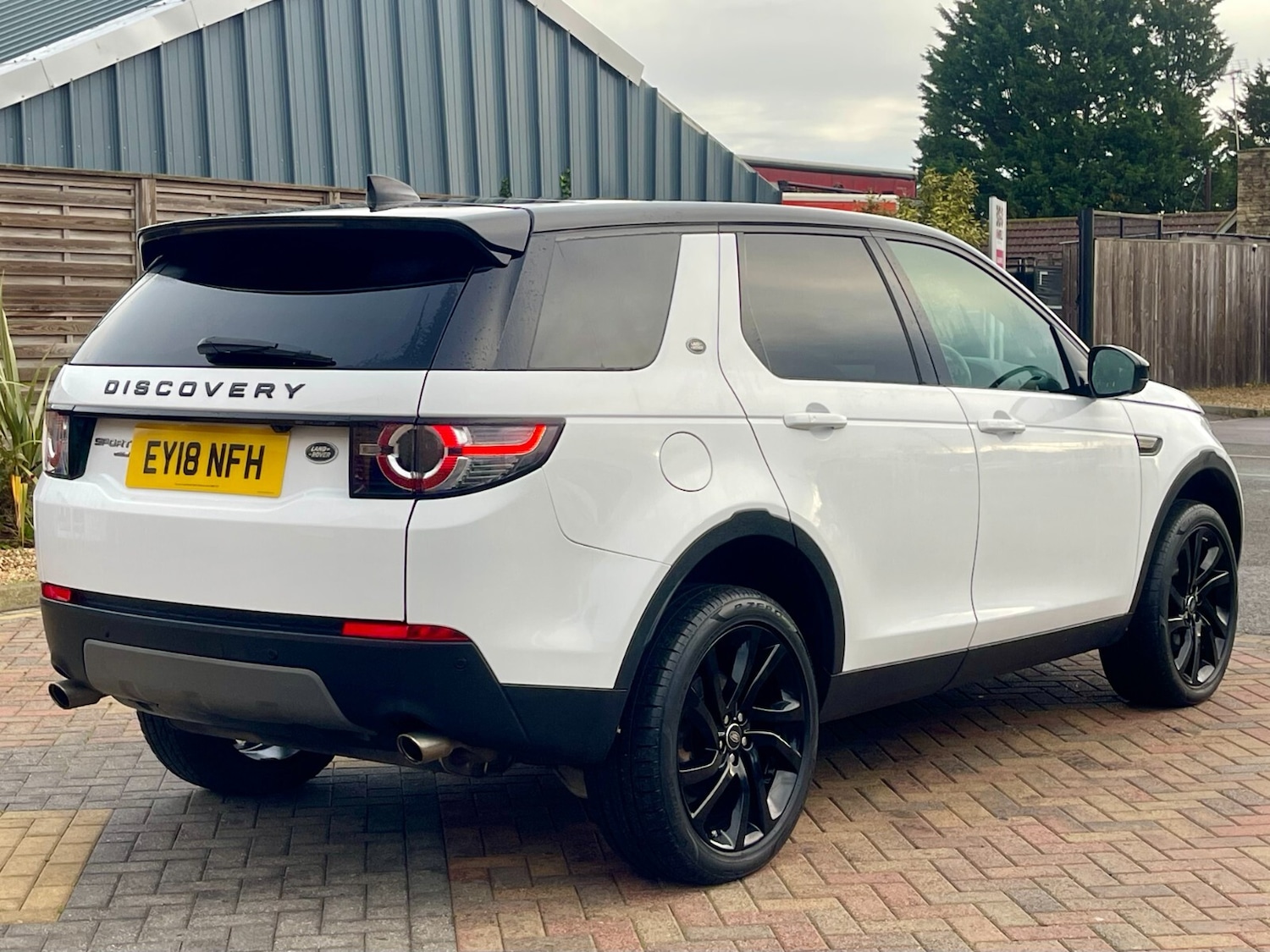 Used Land Rover Discovery Sport 2018 for sale - 76872069: Photo 6