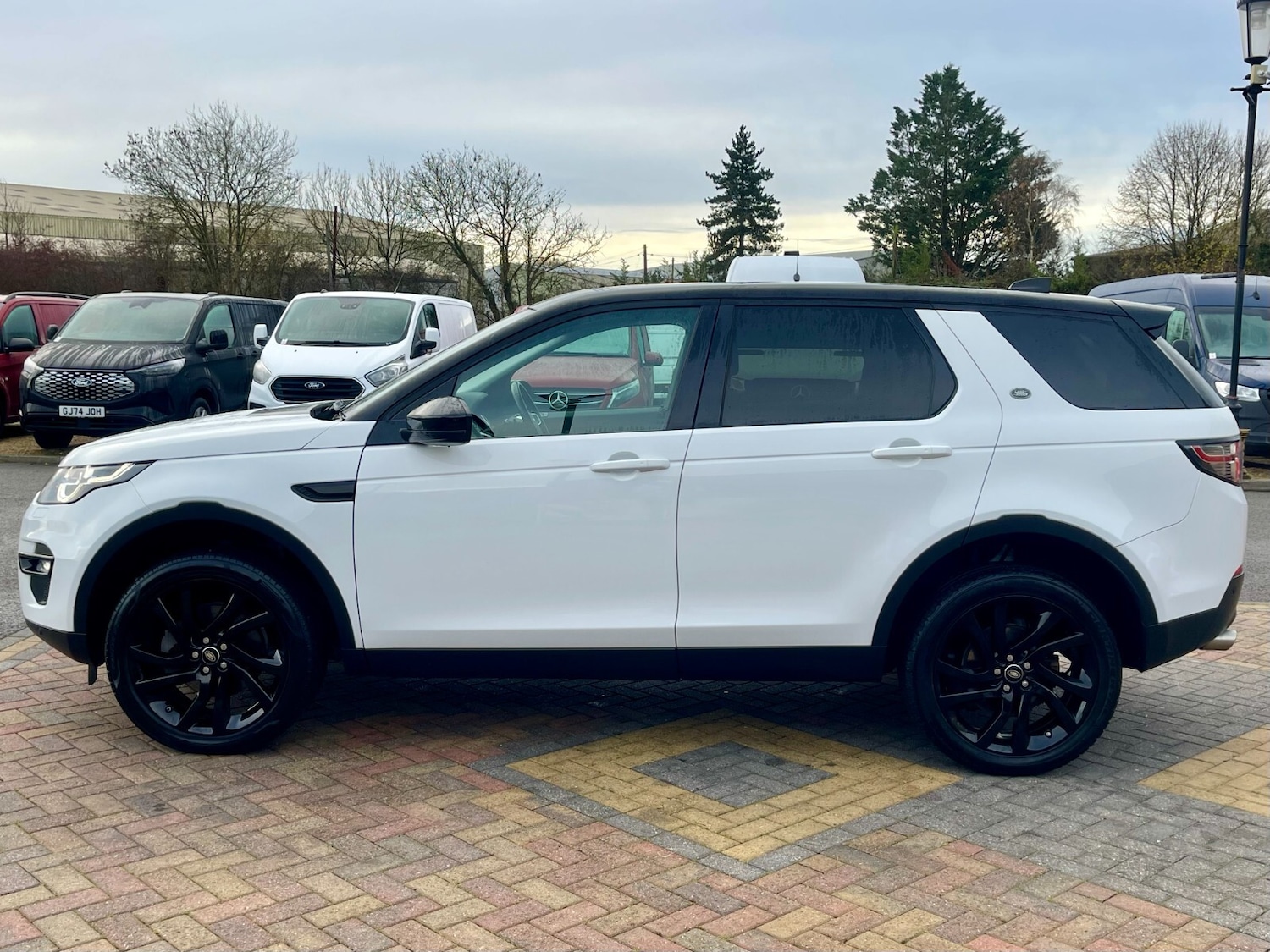 Used Land Rover Discovery Sport 2018 for sale - 76872069: Photo 9