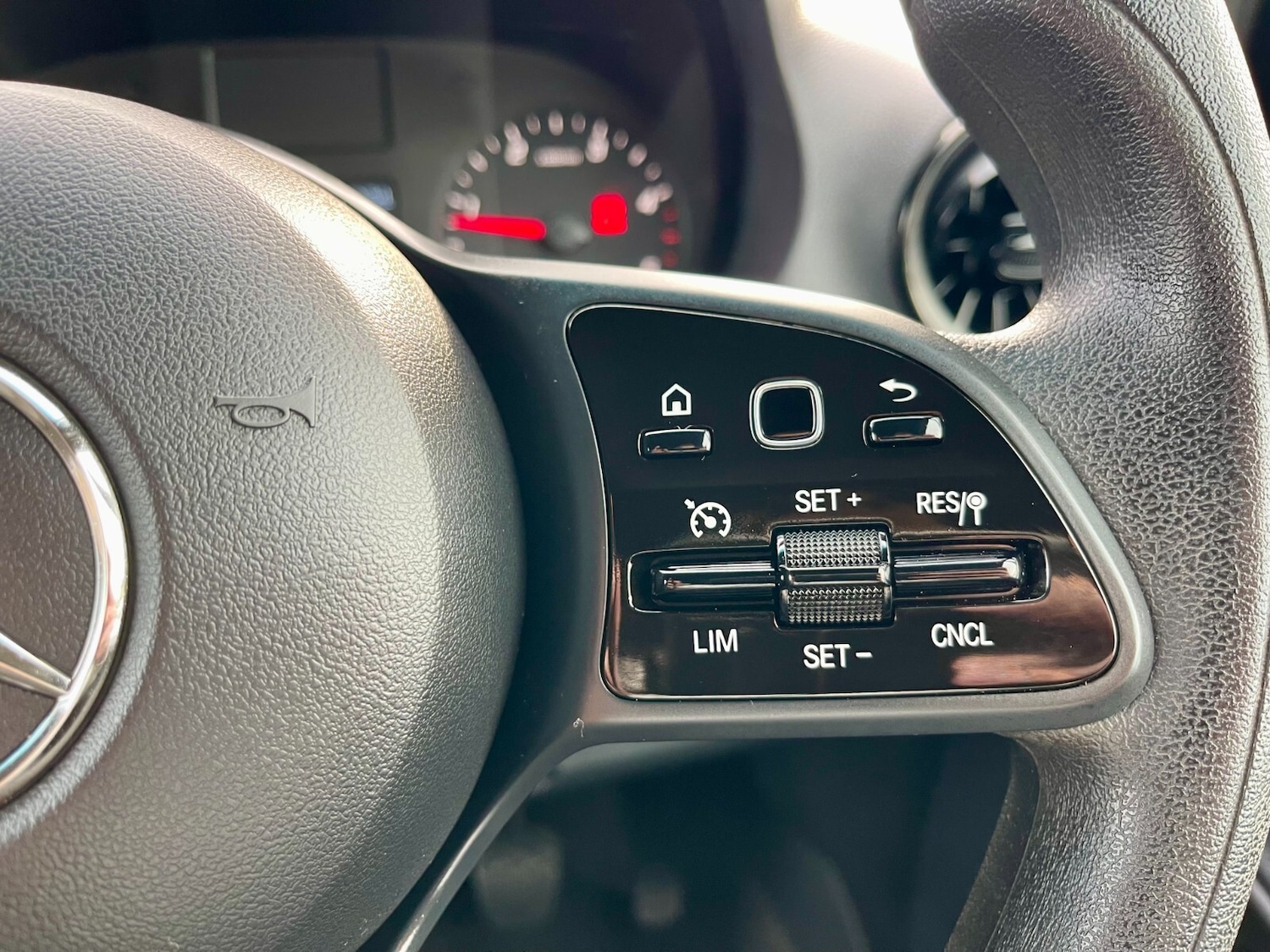 Used Mercedes-Benz Sprinter 2024 for sale - 76870539: Photo 25