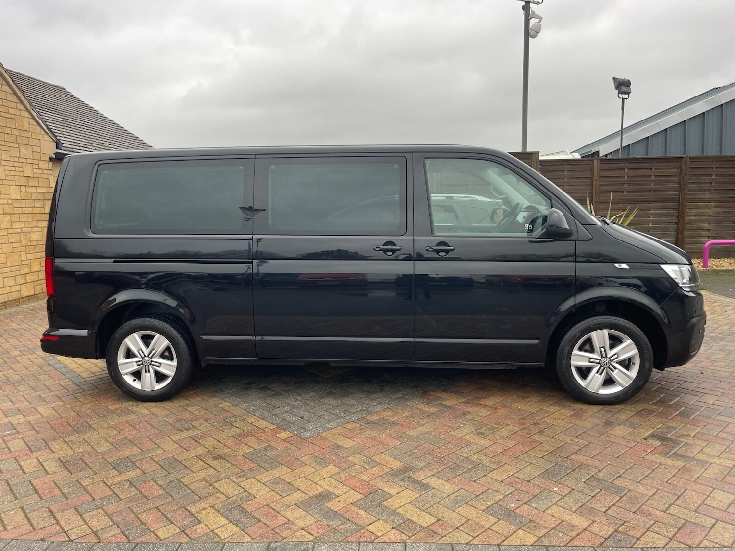 Used Volkswagen Transporter 2022 for sale - 76870393: Photo 4